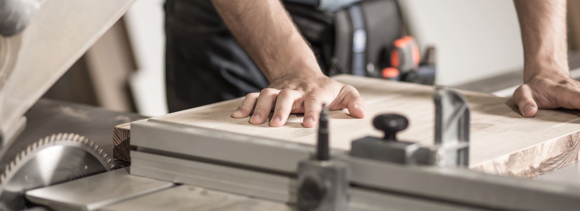 RENOVATIONS<br />AND JOINERY